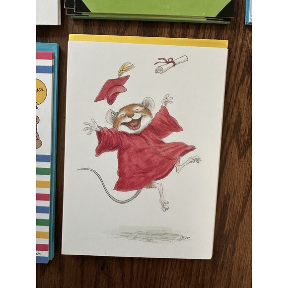 Lot Of 45 Mixed GRADUATION Greeting Cards And Envelopes 8 Designs - Picture 9 of 9